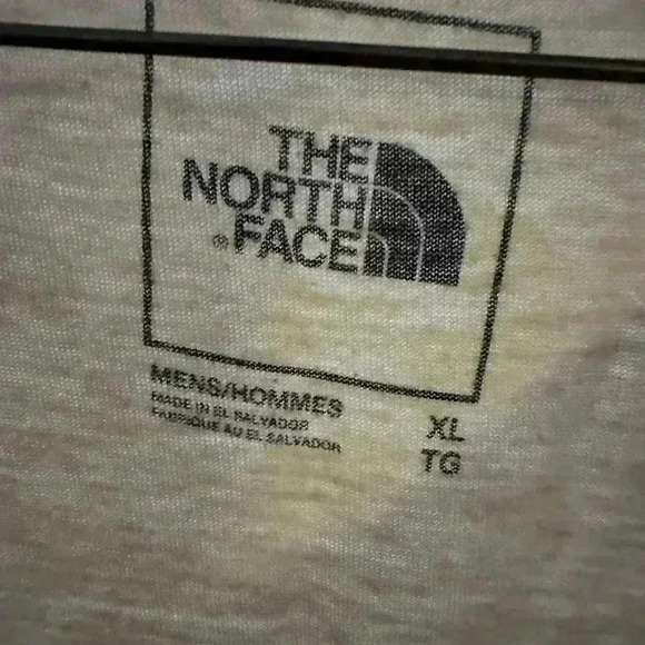 Northface cream XL tee shirt, great  condition - Picture 3 of 3